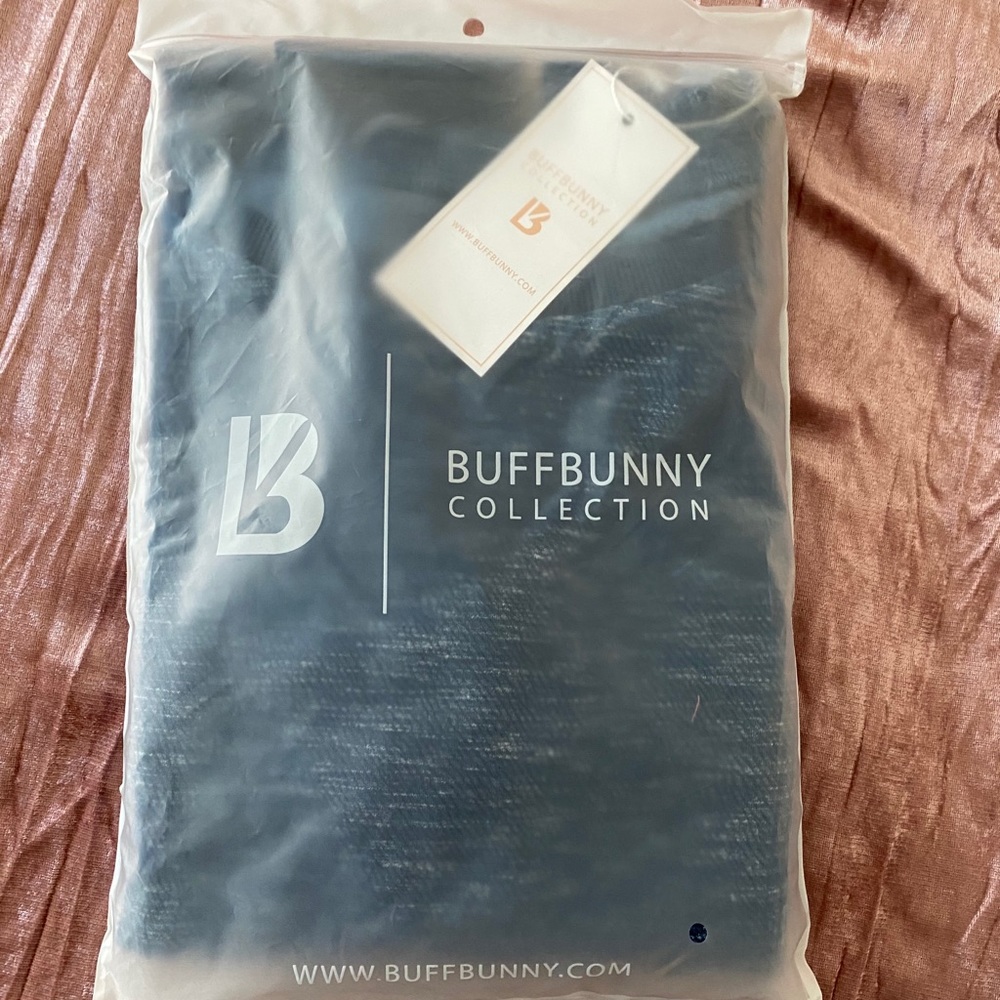BuffBunny Goal Digger Pull Over Sweater